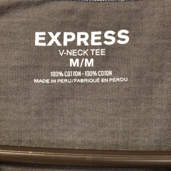 NWT Express Grey Graphic V-neck Tshirt - Picture 2 of 4